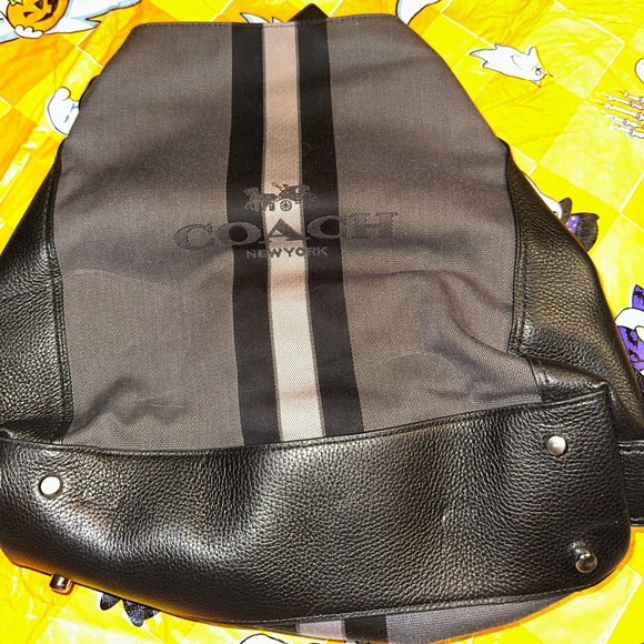 Coach purse - Picture 1 of 5